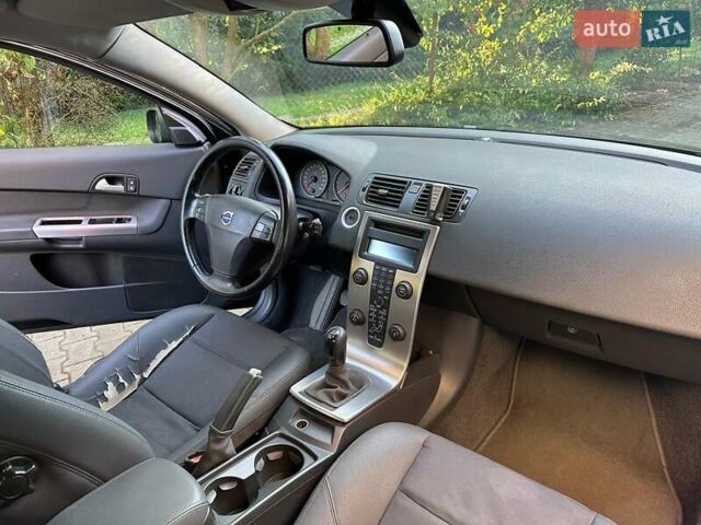 Чорний Вольво C30, об'ємом двигуна 1.6 л та пробігом 270 тис. км за 5999 $, фото 8 на Automoto.ua