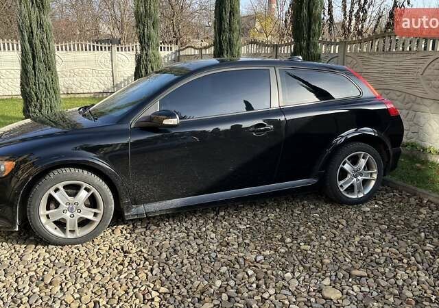 Черный Вольво Ц30, объемом двигателя 1.56 л и пробегом 455 тыс. км за 6500 $, фото 3 на Automoto.ua