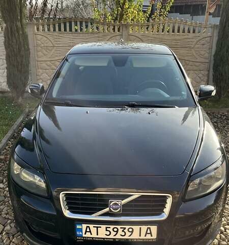 Черный Вольво Ц30, объемом двигателя 1.56 л и пробегом 455 тыс. км за 6500 $, фото 1 на Automoto.ua