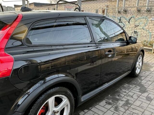 Черный Вольво Ц30, объемом двигателя 1.6 л и пробегом 258 тыс. км за 6500 $, фото 5 на Automoto.ua