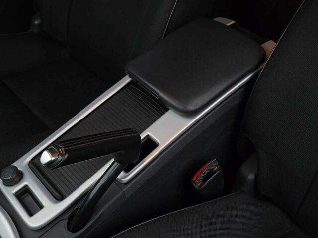 Черный Вольво Ц30, объемом двигателя 1.6 л и пробегом 252 тыс. км за 7499 $, фото 13 на Automoto.ua