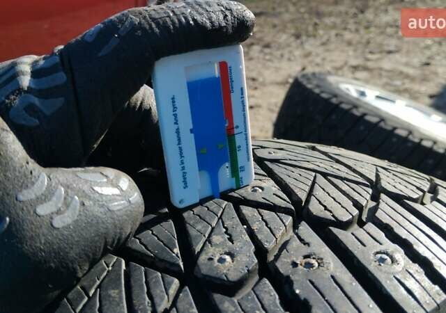 Коричневый Вольво Ц30, объемом двигателя 1.6 л и пробегом 250 тыс. км за 6200 $, фото 23 на Automoto.ua