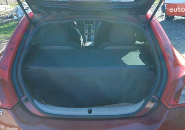 Коричневый Вольво Ц30, объемом двигателя 1.6 л и пробегом 250 тыс. км за 6200 $, фото 2 на Automoto.ua