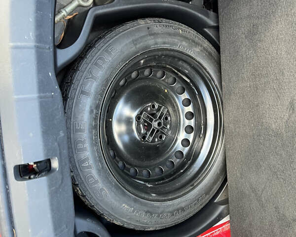 Вольво Ц30 2008 в Виннице на Automoto.ua Красный Вольво Ц30, объемом двигателя 2 л и пробегом 238 тыс. км за 6900 $, фото 9 на Automoto.ua