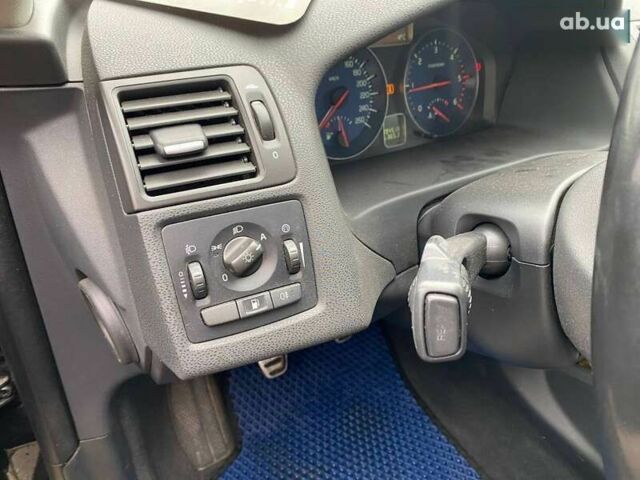 Вольво Ц30, объемом двигателя 1.6 л и пробегом 195 тыс. км за 7800 $, фото 10 на Automoto.ua