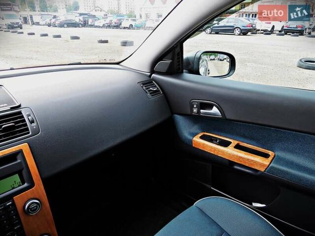 Вольво Ц30, объемом двигателя 1.6 л и пробегом 191 тыс. км за 7400 $, фото 12 на Automoto.ua