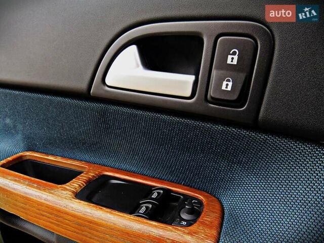 Вольво Ц30, объемом двигателя 1.6 л и пробегом 191 тыс. км за 7400 $, фото 6 на Automoto.ua