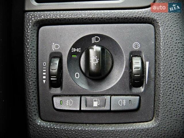 Вольво Ц30, объемом двигателя 1.6 л и пробегом 191 тыс. км за 7400 $, фото 9 на Automoto.ua