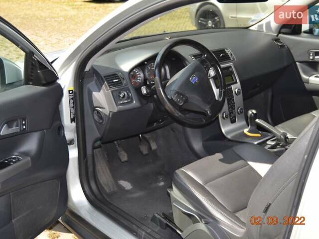 Вольво Ц30, объемом двигателя 1.56 л и пробегом 261 тыс. км за 6700 $, фото 5 на Automoto.ua