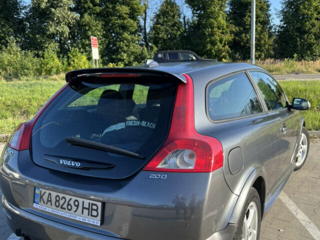 Сірий Вольво C30, об'ємом двигуна 2 л та пробігом 248 тис. км за 7000 $, фото 5 на Automoto.ua