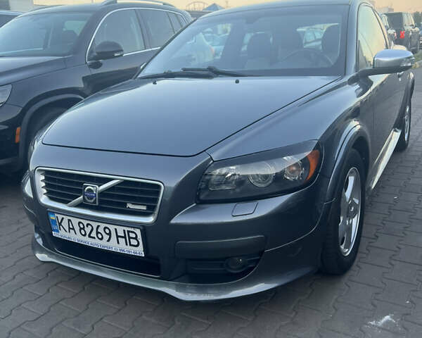 Серый Вольво Ц30, объемом двигателя 2 л и пробегом 245 тыс. км за 7500 $, фото 21 на Automoto.ua