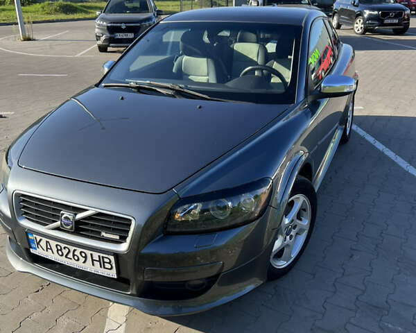 Серый Вольво Ц30, объемом двигателя 2 л и пробегом 245 тыс. км за 7500 $, фото 17 на Automoto.ua