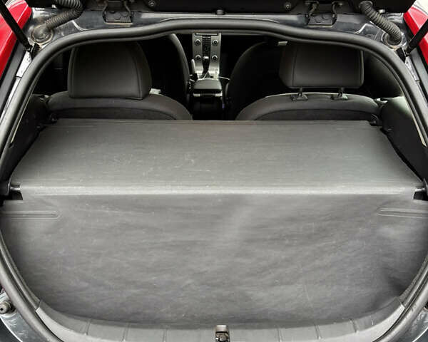 Сірий Вольво C30, об'ємом двигуна 1.6 л та пробігом 258 тис. км за 6000 $, фото 11 на Automoto.ua