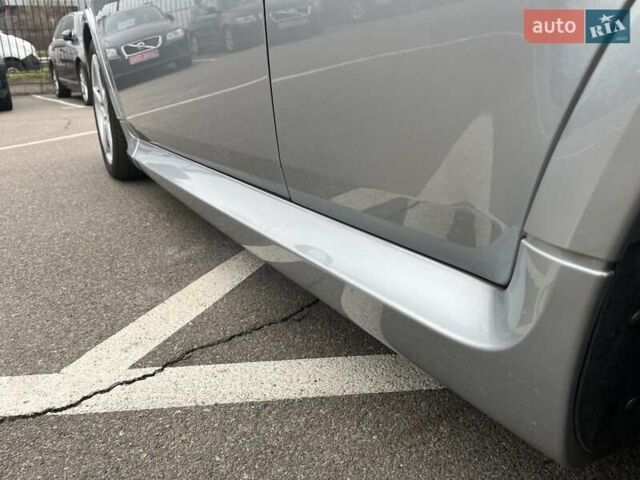 Серый Вольво Ц30, объемом двигателя 1.6 л и пробегом 249 тыс. км за 10000 $, фото 24 на Automoto.ua