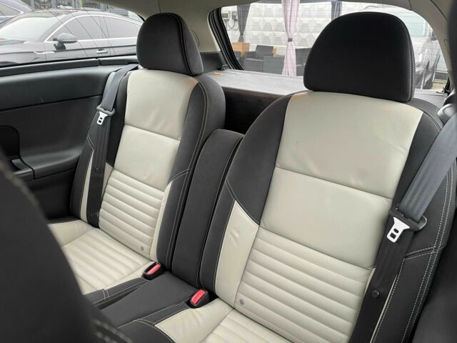 Серый Вольво Ц30, объемом двигателя 1.6 л и пробегом 249 тыс. км за 10000 $, фото 15 на Automoto.ua