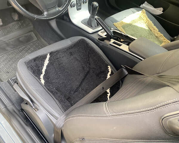 Сірий Вольво C30, об'ємом двигуна 1.6 л та пробігом 237 тис. км за 7400 $, фото 9 на Automoto.ua