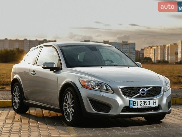 Сірий Вольво C30, об'ємом двигуна 2.5 л та пробігом 232 тис. км за 8300 $, фото 3 на Automoto.ua