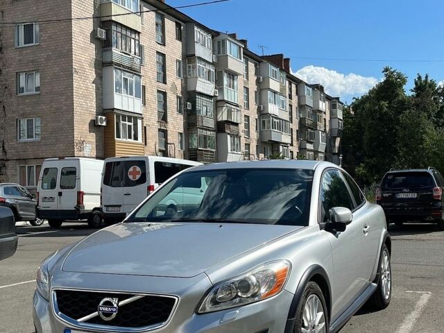 Сірий Вольво C30, об'ємом двигуна 2.5 л та пробігом 232 тис. км за 8300 $, фото 4 на Automoto.ua