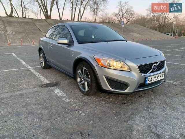 Сірий Вольво C30, об'ємом двигуна 2.52 л та пробігом 86 тис. км за 9900 $, фото 4 на Automoto.ua