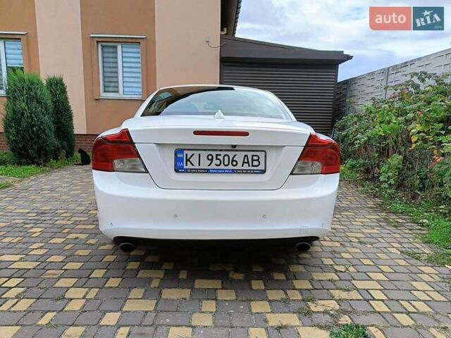 Белый Вольво Ц70, объемом двигателя 2.52 л и пробегом 315 тыс. км за 12300 $, фото 8 на Automoto.ua