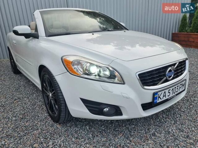 Білий Вольво C70, об'ємом двигуна 2.52 л та пробігом 165 тис. км за 12500 $, фото 51 на Automoto.ua