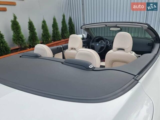 Білий Вольво C70, об'ємом двигуна 2.52 л та пробігом 165 тис. км за 12500 $, фото 21 на Automoto.ua