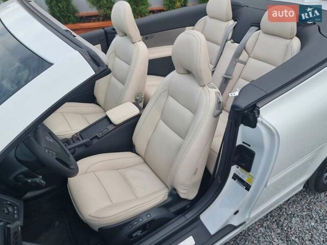 Білий Вольво C70, об'ємом двигуна 2.52 л та пробігом 165 тис. км за 12500 $, фото 50 на Automoto.ua