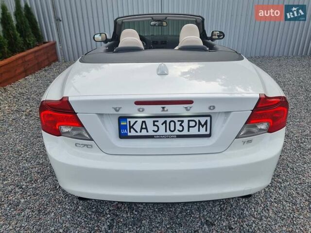 Білий Вольво C70, об'ємом двигуна 2.52 л та пробігом 165 тис. км за 12500 $, фото 14 на Automoto.ua