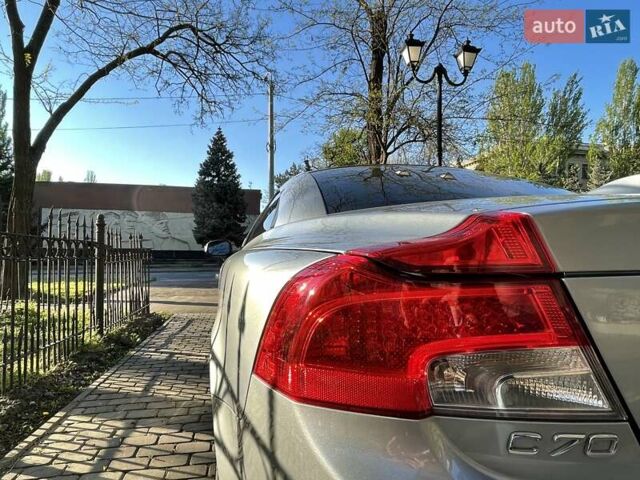 Сірий Вольво C70, об'ємом двигуна 2.5 л та пробігом 130 тис. км за 11000 $, фото 3 на Automoto.ua