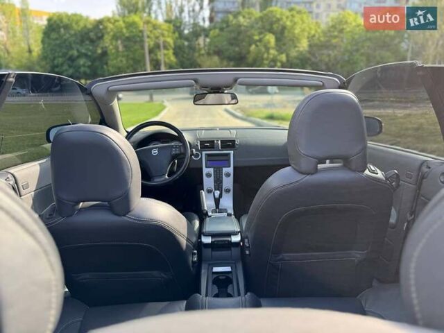 Сірий Вольво C70, об'ємом двигуна 2.52 л та пробігом 80 тис. км за 15100 $, фото 8 на Automoto.ua