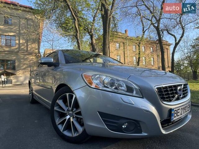 Сірий Вольво C70, об'ємом двигуна 2.5 л та пробігом 130 тис. км за 11000 $, фото 7 на Automoto.ua