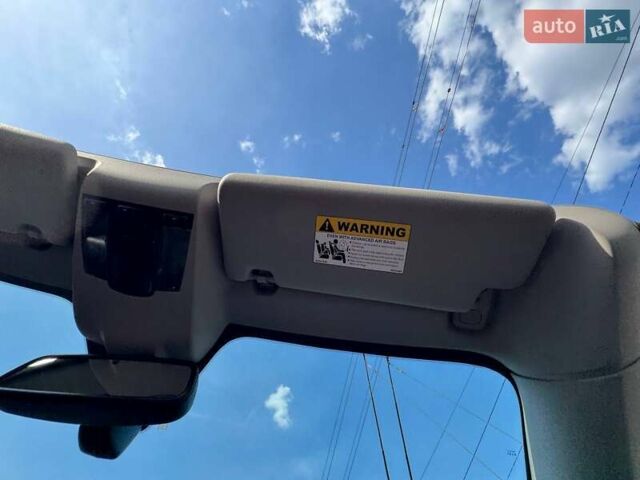 Сірий Вольво C70, об'ємом двигуна 2.52 л та пробігом 80 тис. км за 15100 $, фото 14 на Automoto.ua