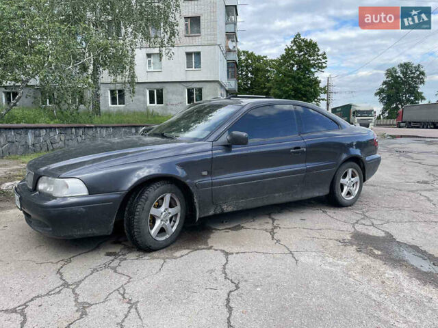 Сірий Вольво C70, об'ємом двигуна 2.44 л та пробігом 270 тис. км за 3600 $, фото 2 на Automoto.ua