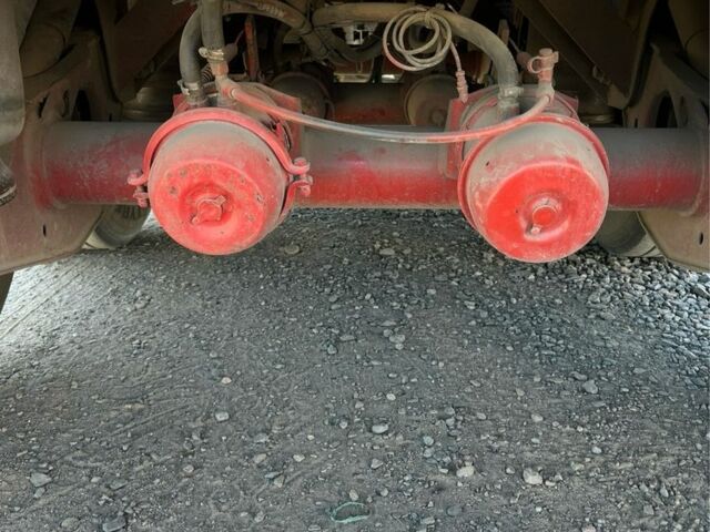 Білий Вольво Інша, об'ємом двигуна 12.8 л та пробігом 0 тис. км за 25000 $, фото 10 на Automoto.ua