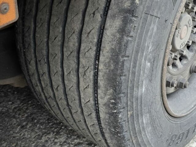 Белый Вольво Другая, объемом двигателя 12.8 л и пробегом 0 тыс. км за 14999 $, фото 4 на Automoto.ua