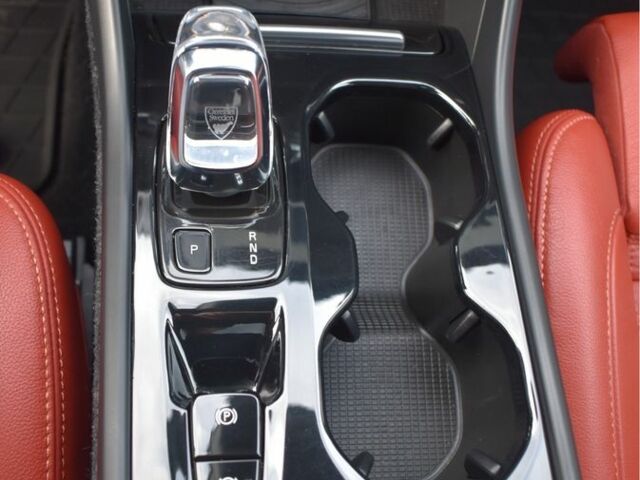 Белый Вольво Другая, объемом двигателя 2 л и пробегом 97 тыс. км за 27300 $, фото 12 на Automoto.ua