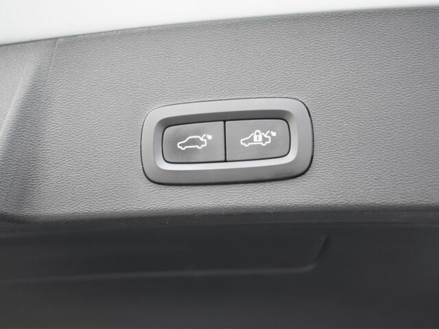 Белый Вольво Другая, объемом двигателя 2 л и пробегом 97 тыс. км за 27300 $, фото 18 на Automoto.ua