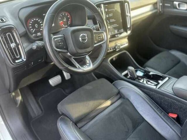 Белый Вольво Другая, объемом двигателя 2 л и пробегом 124 тыс. км за 23000 $, фото 3 на Automoto.ua