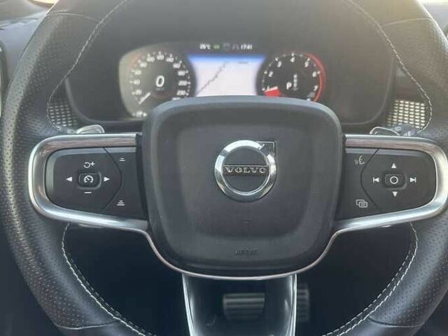 Белый Вольво Другая, объемом двигателя 2 л и пробегом 124 тыс. км за 23000 $, фото 4 на Automoto.ua