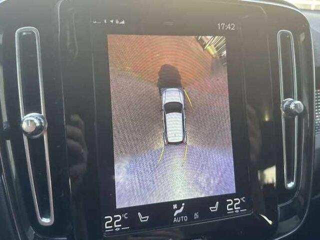 Белый Вольво Другая, объемом двигателя 2 л и пробегом 124 тыс. км за 23000 $, фото 7 на Automoto.ua