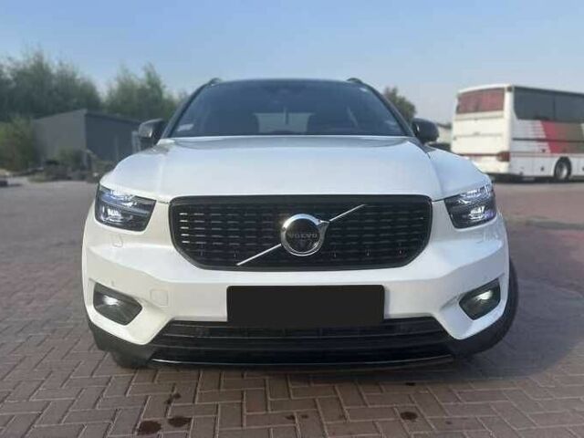 Белый Вольво Другая, объемом двигателя 2 л и пробегом 124 тыс. км за 23000 $, фото 1 на Automoto.ua