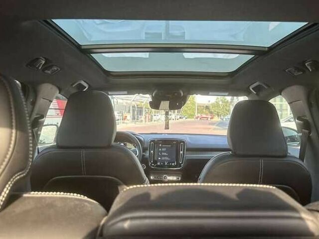 Белый Вольво Другая, объемом двигателя 2 л и пробегом 124 тыс. км за 23000 $, фото 10 на Automoto.ua