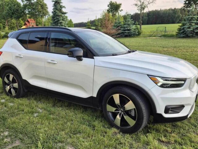 Белый Вольво Другая, объемом двигателя 0 л и пробегом 45 тыс. км за 22000 $, фото 2 на Automoto.ua