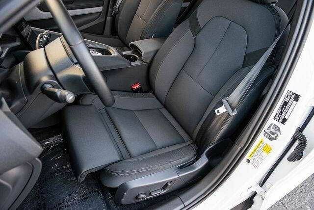 Белый Вольво Другая, объемом двигателя 0 л и пробегом 31 тыс. км за 8600 $, фото 4 на Automoto.ua