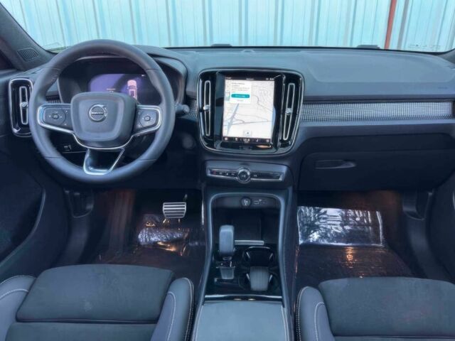 Белый Вольво Другая, объемом двигателя 0 л и пробегом 18 тыс. км за 34000 $, фото 7 на Automoto.ua