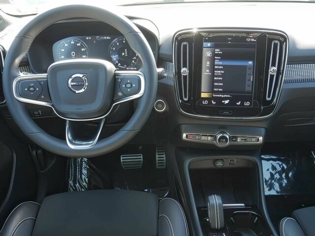 Білий Вольво Інша, об'ємом двигуна 2 л та пробігом 14 тис. км за 16500 $, фото 8 на Automoto.ua