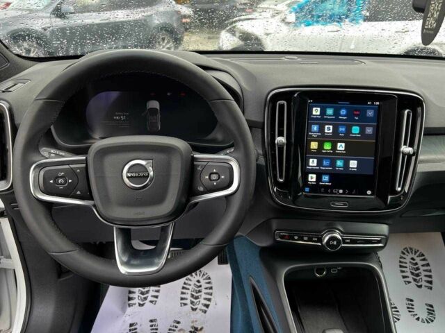 Белый Вольво Другая, объемом двигателя 0 л и пробегом 160 тыс. км за 23600 $, фото 6 на Automoto.ua