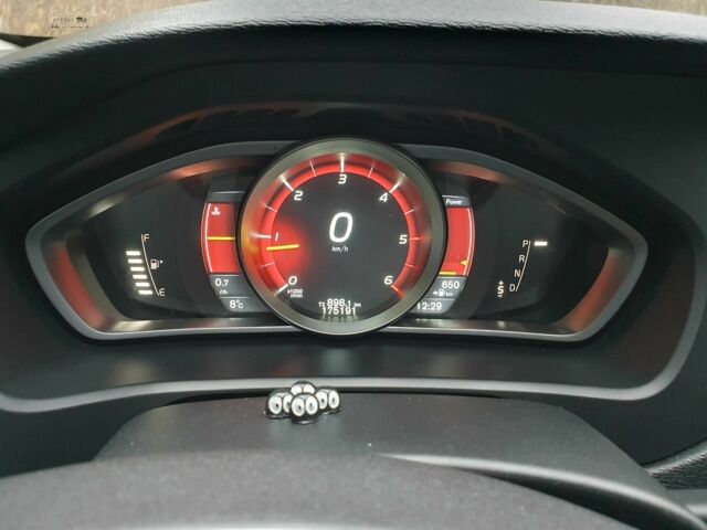 Черный Вольво Другая, объемом двигателя 1.6 л и пробегом 175 тыс. км за 319 $, фото 10 на Automoto.ua