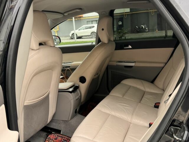 Чорний Вольво Інша, об'ємом двигуна 1.6 л та пробігом 224 тис. км за 8200 $, фото 3 на Automoto.ua