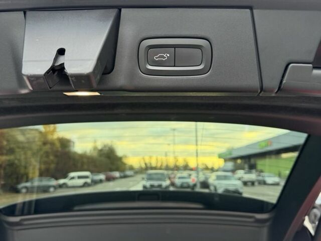 Черный Вольво Другая, объемом двигателя 2 л и пробегом 250 тыс. км за 23500 $, фото 13 на Automoto.ua